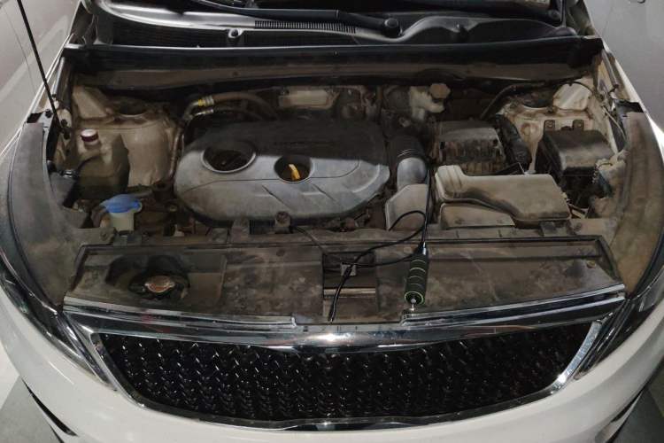 Used Kia Sportage R 2015 2.0L Automatic Two-Wheel Drive GL Engine Bay