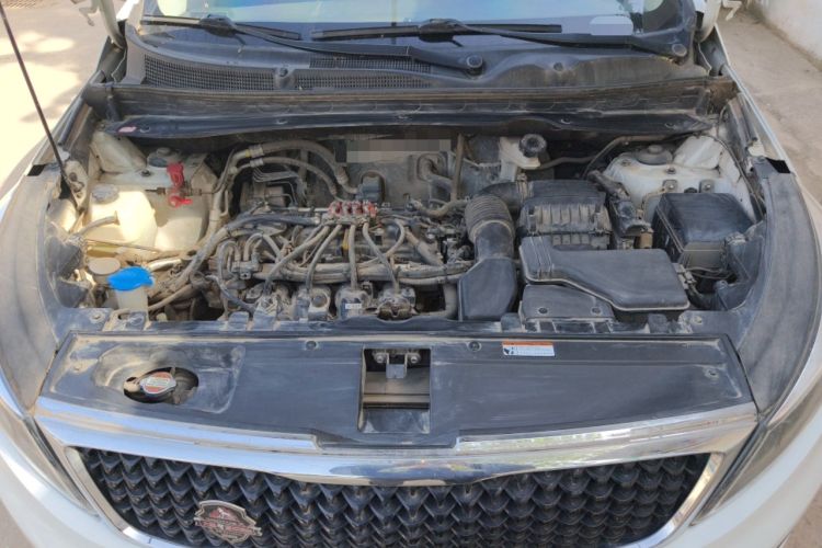 Used Kia Sportage R 2015 2.0L Manual Two-Wheel Drive GL Model Engine Bay