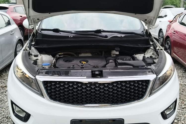Used Kia Sportage R 2015 2.0L Automatic Two-Wheel Drive GL Engine Bay