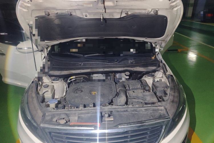 Used Kia Sportage R 2015 2.0L Automatic Two-Wheel Drive GLS Engine Bay