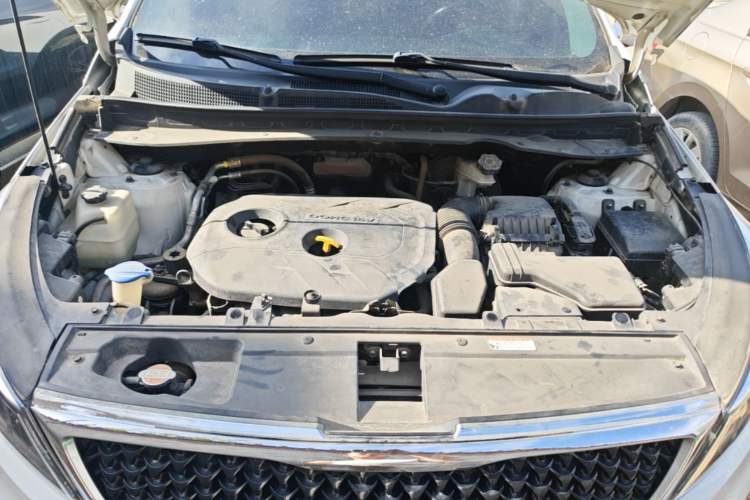 Used Kia Sportage R 2015 2.0L Automatic Two-Wheel Drive GL Engine Bay