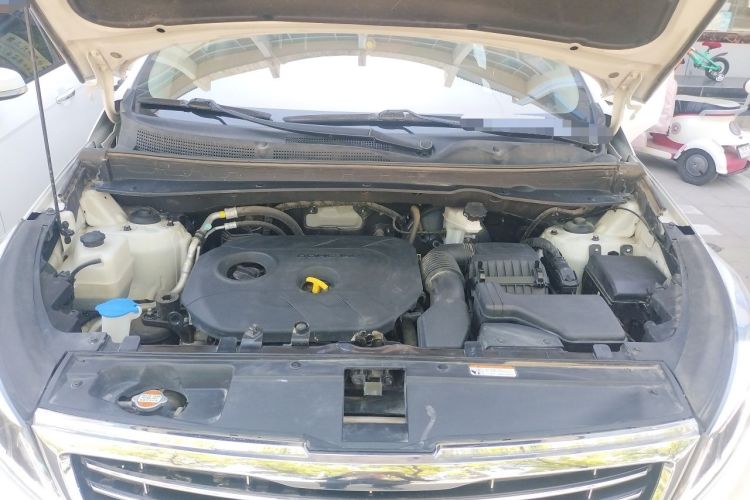 Used Kia Sportage R 2015 2.0L Automatic Two-Wheel Drive GLS Engine Bay