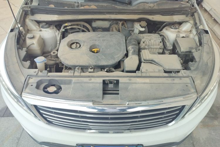 Used Kia Sportage R 2015 2.0L Automatic Two-Wheel Drive DLX Model Engine Bay
