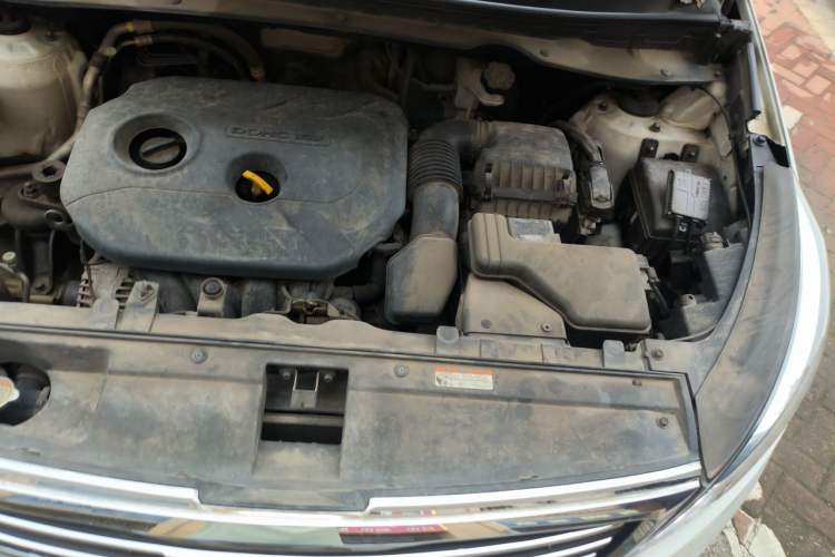 Used Kia Sportage R 2015 2.0L Automatic 2WD Premium Edition Engine Bay Left