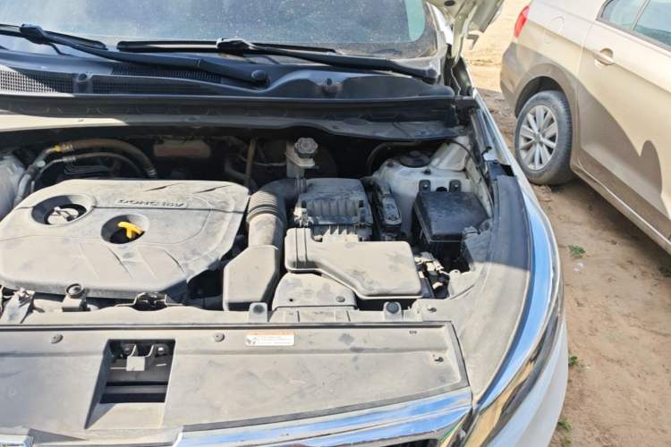 Used Kia Sportage R 2015 2.0L Automatic Two-Wheel Drive GL Engine Bay Left