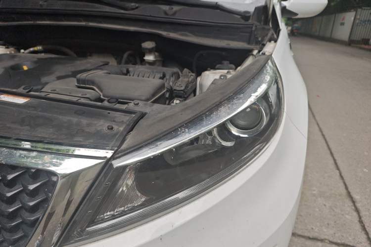 Used Kia Sportage R 2015 2.0L Automatic Two-Wheel Drive GL Engine Bay Left