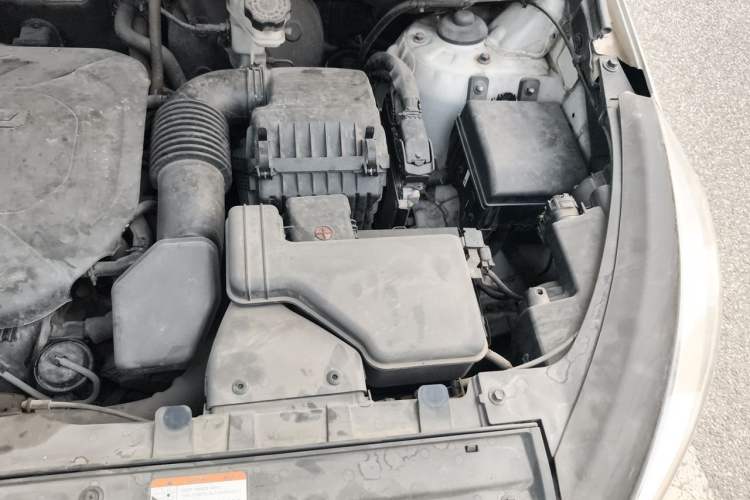 Used Kia Sportage R 2015 2.0L Automatic Two-Wheel Drive GL Engine Bay Left