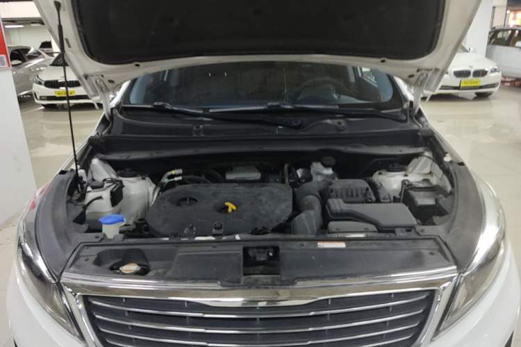 Used Kia Sportage R 2015 2.0L Automatic Two-Wheel Drive GLS Engine Bay