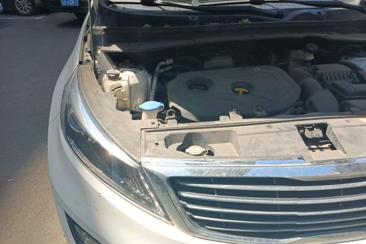 Used Kia Sportage R 2015 2.0L Automatic Two-Wheel Drive GLS Engine Bay Right