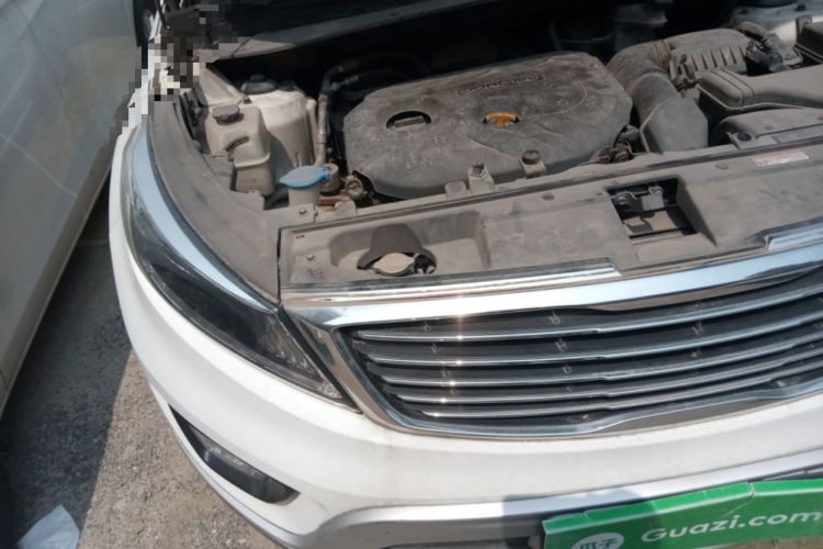Used Kia Sportage R 2015 2.0L Automatic Two-Wheel Drive DLX Model Engine Bay Right
