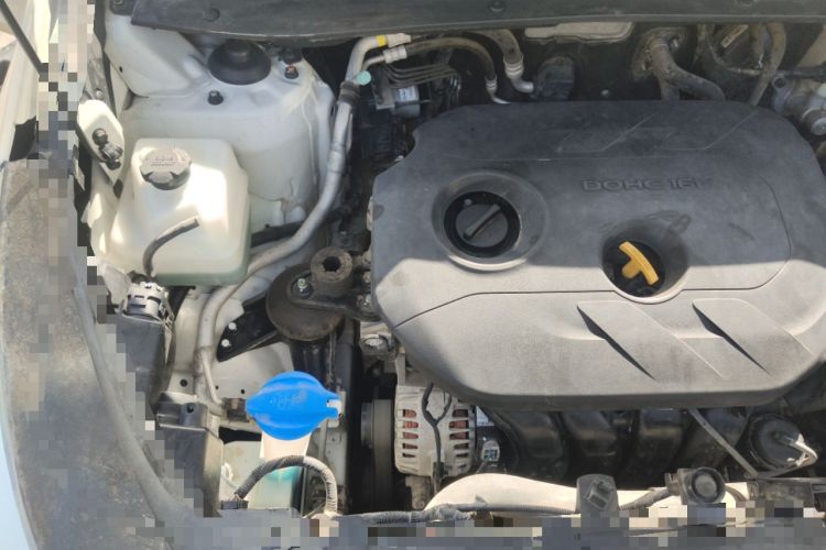 Used Kia Sportage R 2015 2.0L Manual Two-Wheel Drive GL Model Engine Bay Right