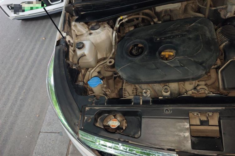 Used Kia Sportage R 2015 2.0L Automatic Two-Wheel Drive GL Engine Bay Right