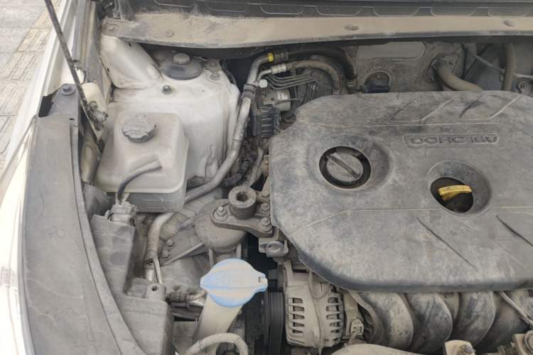 Used Kia Sportage R 2015 2.0L Automatic Two-Wheel Drive GL Engine Bay Right
