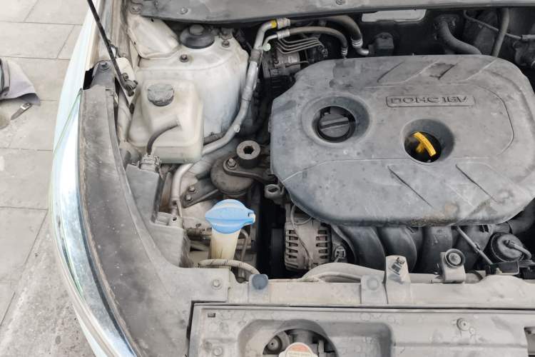 Used Kia Sportage R 2015 2.0L Automatic Two-Wheel Drive GL Engine Bay Right