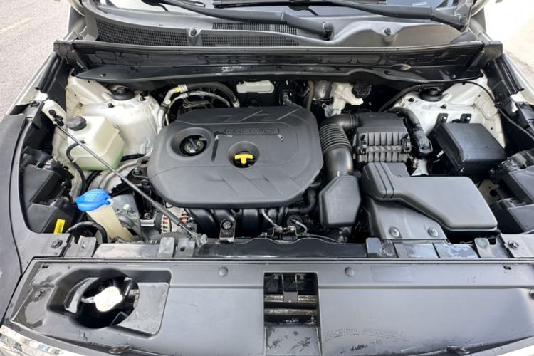 Used Kia Sportage R 2015 2.0L Automatic Two-Wheel Drive GL Engine Bay