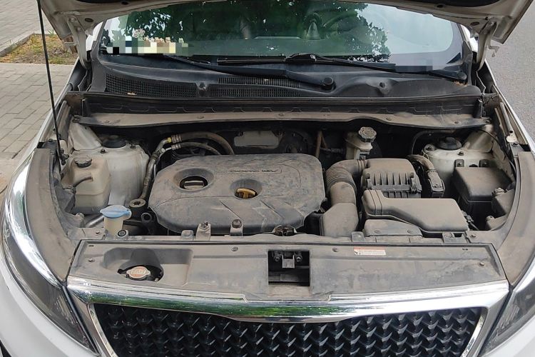 Used Kia Sportage R 2015 2.0L Automatic Two-Wheel Drive GL Engine Bay