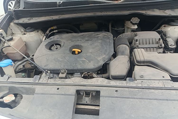 Used Kia Sportage R 2015 2.0L Automatic Two-Wheel Drive GL Engine Bay