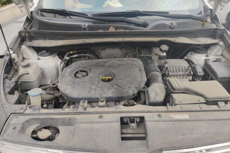 Used Kia Sportage R 2015 2.0L Automatic Two-Wheel Drive GL Engine Bay