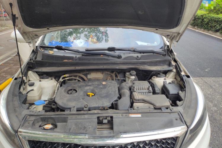 Used Kia Sportage R 2015 2.0L Automatic Two-Wheel Drive GL Engine Bay