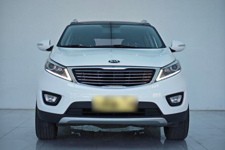 Used Kia Sportage R 2015 2.0L Automatic Two-Wheel Drive DLX Model Exterior 1