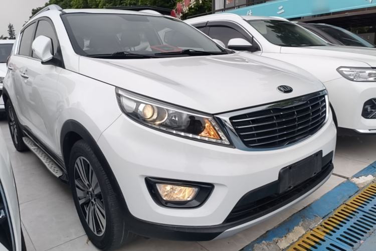 Used Kia Sportage R 2015 2.0L Automatic Two-Wheel Drive GLS Exterior 1