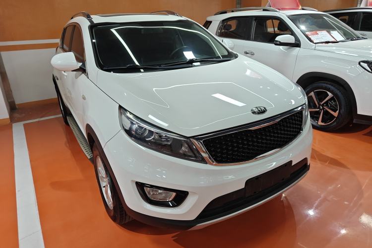 Used Kia Sportage R 2015 2.0L Automatic Two-Wheel Drive GL Exterior 2