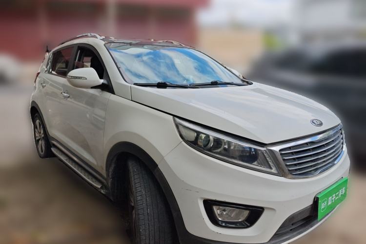 Used Kia Sportage R 2015 2.0L Automatic Two-Wheel Drive DLX Model Exterior 2