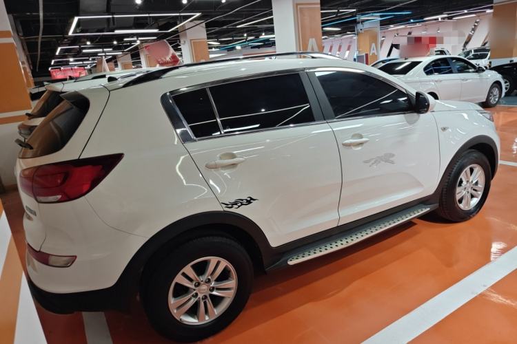 Used Kia Sportage R 2015 2.0L Automatic Two-Wheel Drive GL Exterior 3