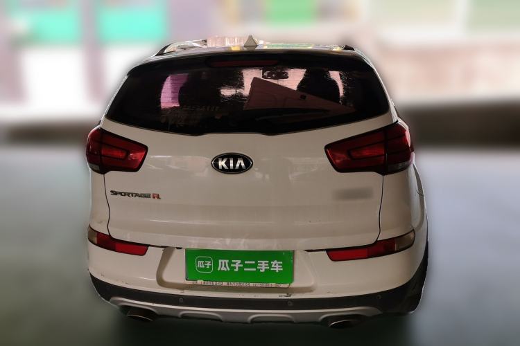 Used Kia Sportage R 2015 2.0L Automatic Two-Wheel Drive DLX Model Exterior 4