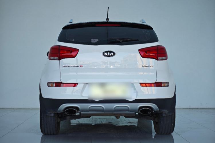 Used Kia Sportage R 2015 2.0L Automatic Two-Wheel Drive DLX Model Exterior 4