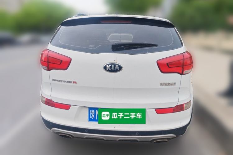 Used Kia Sportage R 2015 2.0L Automatic Two-Wheel Drive DLX Model Exterior 4