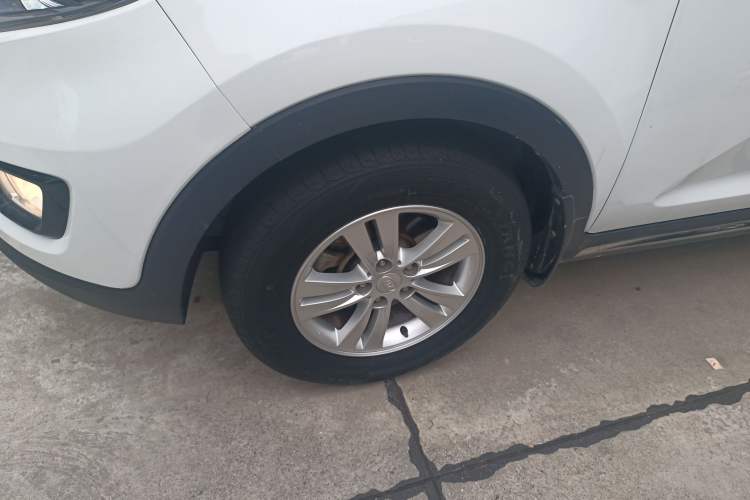 Used Kia Sportage R 2015 2.0L Automatic Two-Wheel Drive GL Exterior 4