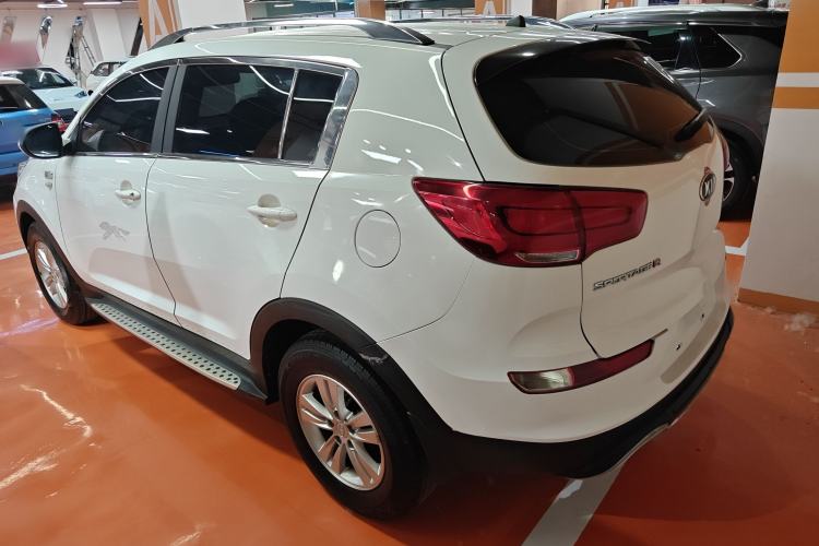 Used Kia Sportage R 2015 2.0L Automatic Two-Wheel Drive GL Exterior 5