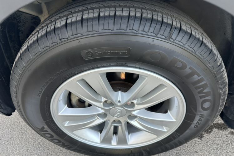 Used Kia Sportage R 2015 2.0L Automatic Two-Wheel Drive GL Exterior 6
