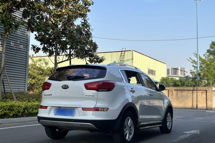 Used Kia Sportage R 2015 2.0L Automatic Two-Wheel Drive GL Exterior 7