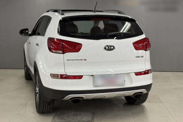 Used Kia Sportage R 2015 2.0L Automatic Two-Wheel Drive DLX Model Exterior 7