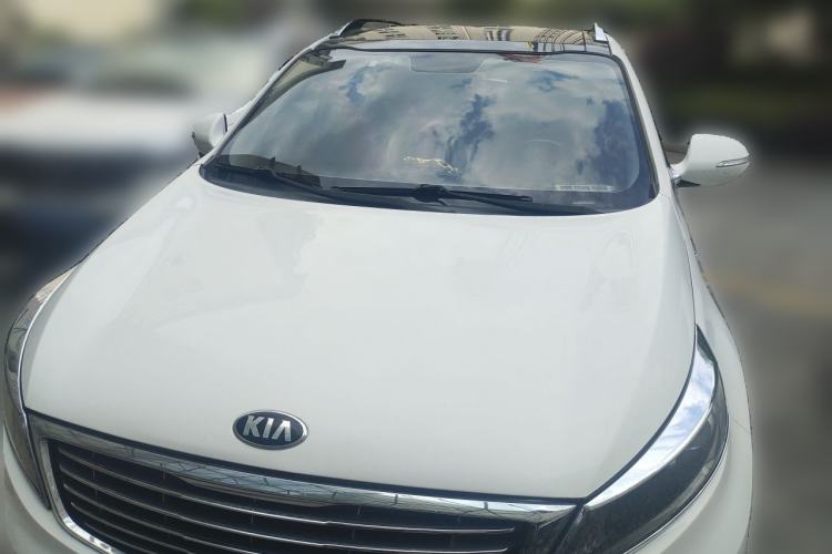 Used Kia Sportage R 2015 2.0L Automatic Two-Wheel Drive DLX Model Front