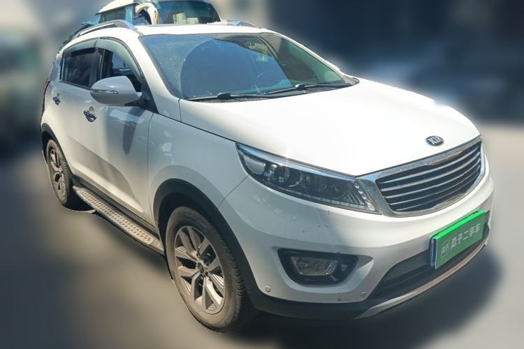Used Kia Sportage R 2015 2.0L Automatic Two-Wheel Drive GLS Front Right 45 Deg