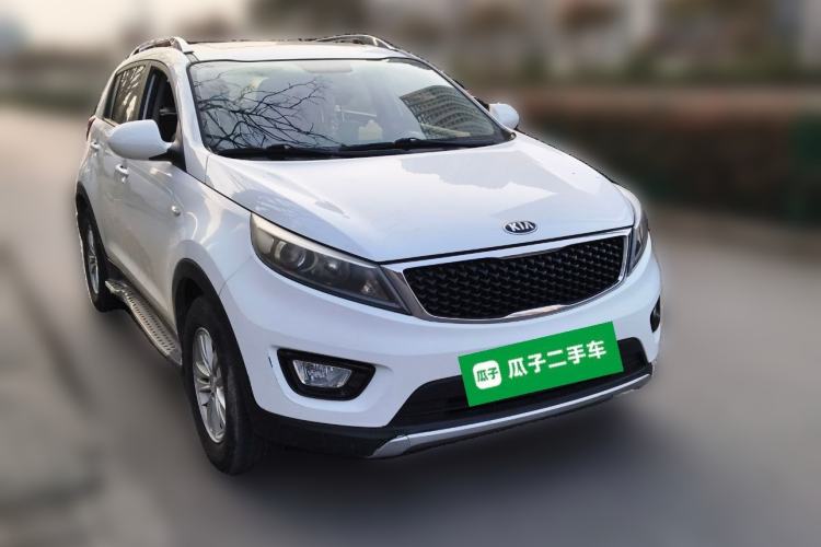 Used Kia Sportage R 2015 2.0L Automatic Two-Wheel Drive GL Front Right 45 Deg