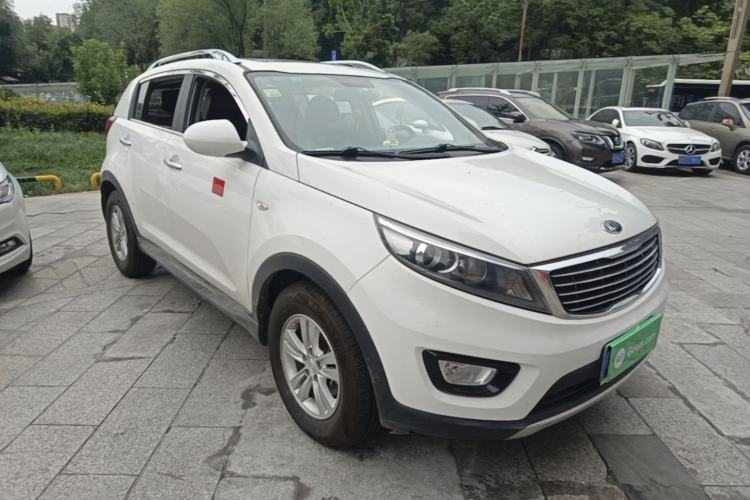 Used Kia Sportage R 2015 2.0L Automatic Two-Wheel Drive GL Front Right 45 Deg