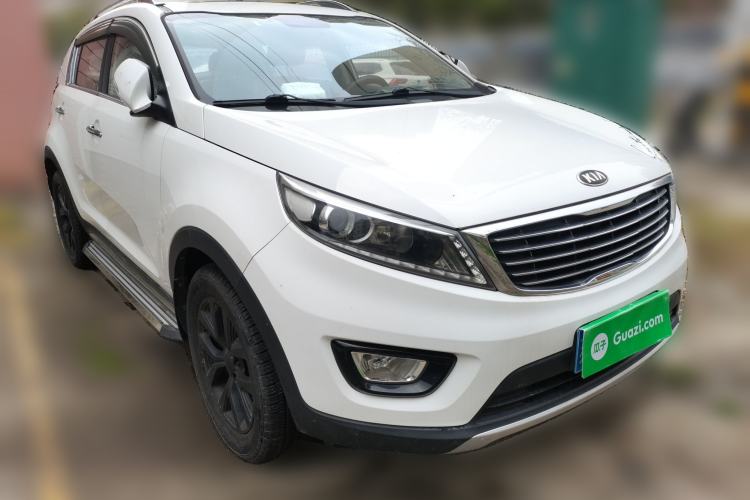 Used Kia Sportage R 2015 2.0L Automatic Two-Wheel Drive GLS Front Right 45 Deg