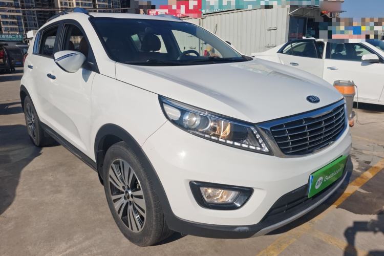 Used Kia Sportage R 2015 2.0L Automatic Two-Wheel Drive GLS Front Right 45 Deg