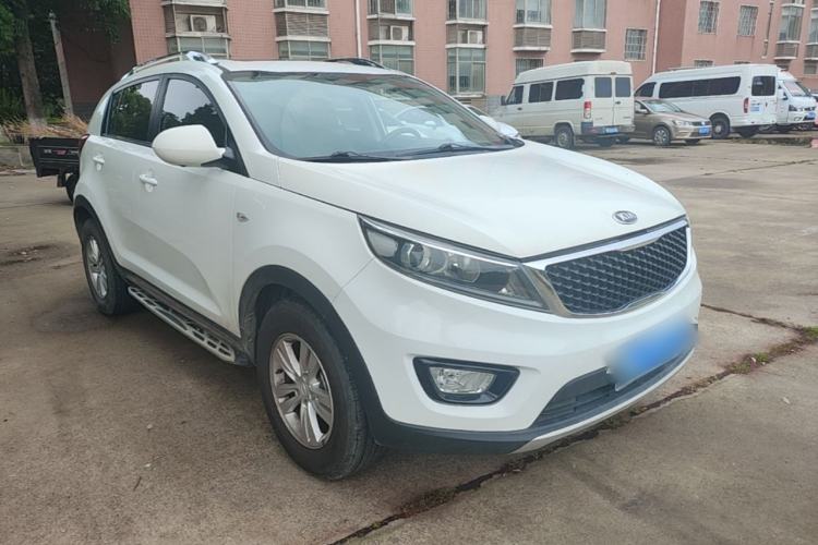 Used Kia Sportage R 2015 2.0L Automatic Two-Wheel Drive GL Front Right 45 Deg