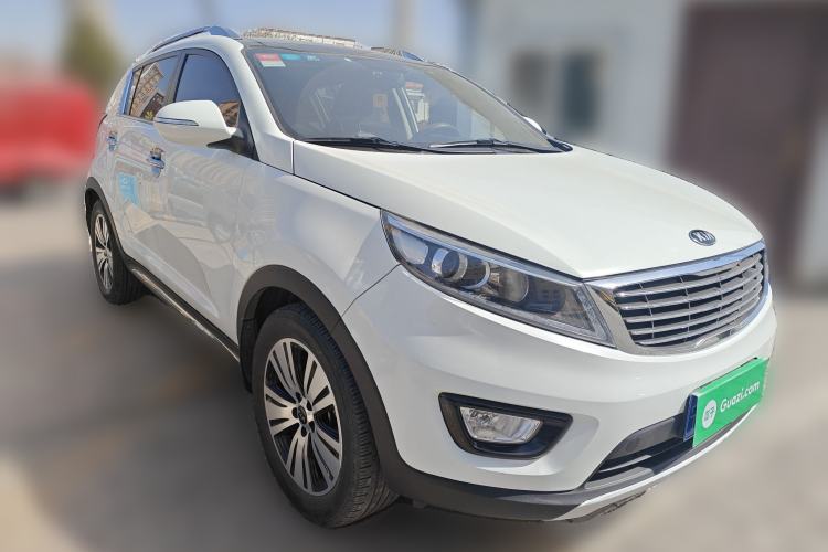 Used Kia Sportage R 2015 2.0L Automatic 2WD Premium Edition Front Right 45 Deg