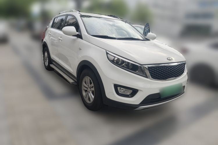 Used Kia Sportage R 2015 2.0L Automatic Two-Wheel Drive GL Front Right 45 Deg