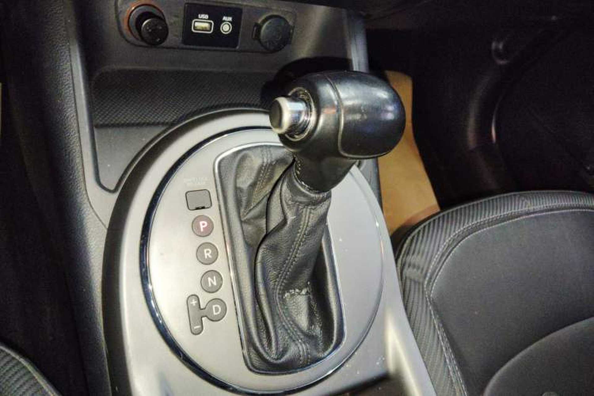 Used Kia Sportage R 2015 2.0L Automatic Two-Wheel Drive GLS Gear Lever