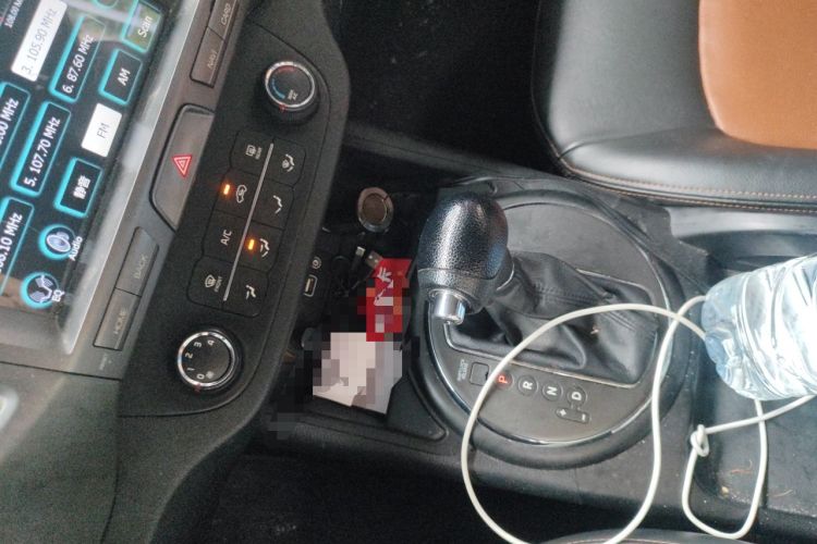 Used Kia Sportage R 2015 2.0L Automatic Two-Wheel Drive GL Gear Lever
