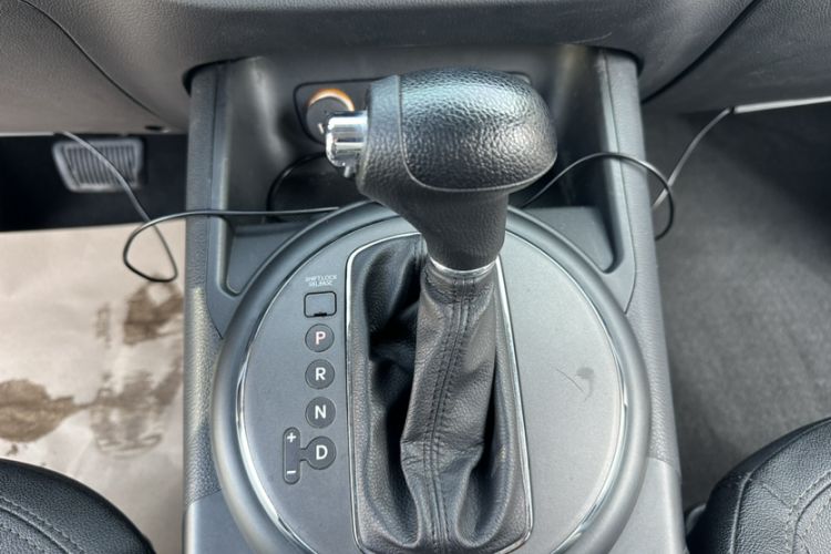 Used Kia Sportage R 2015 2.0L Automatic Two-Wheel Drive GL Gear Lever