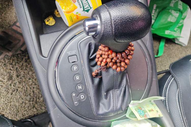 Used Kia Sportage R 2015 2.0L Automatic Two-Wheel Drive GL Gear Lever