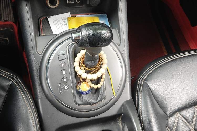 Used Kia Sportage R 2015 2.0L Automatic Two-Wheel Drive GL Gear Lever